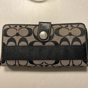 Coach wallet